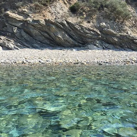 منزل ريفي Campo Di Carlo