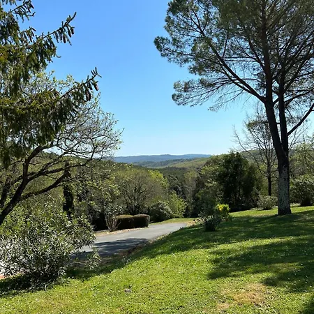 Campo Di Carlo *